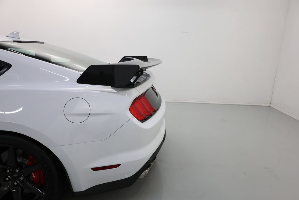 Used 2022 Ford Mustang Shelby GT500 w/ Carbon Fiber Track Pack RWD image 71