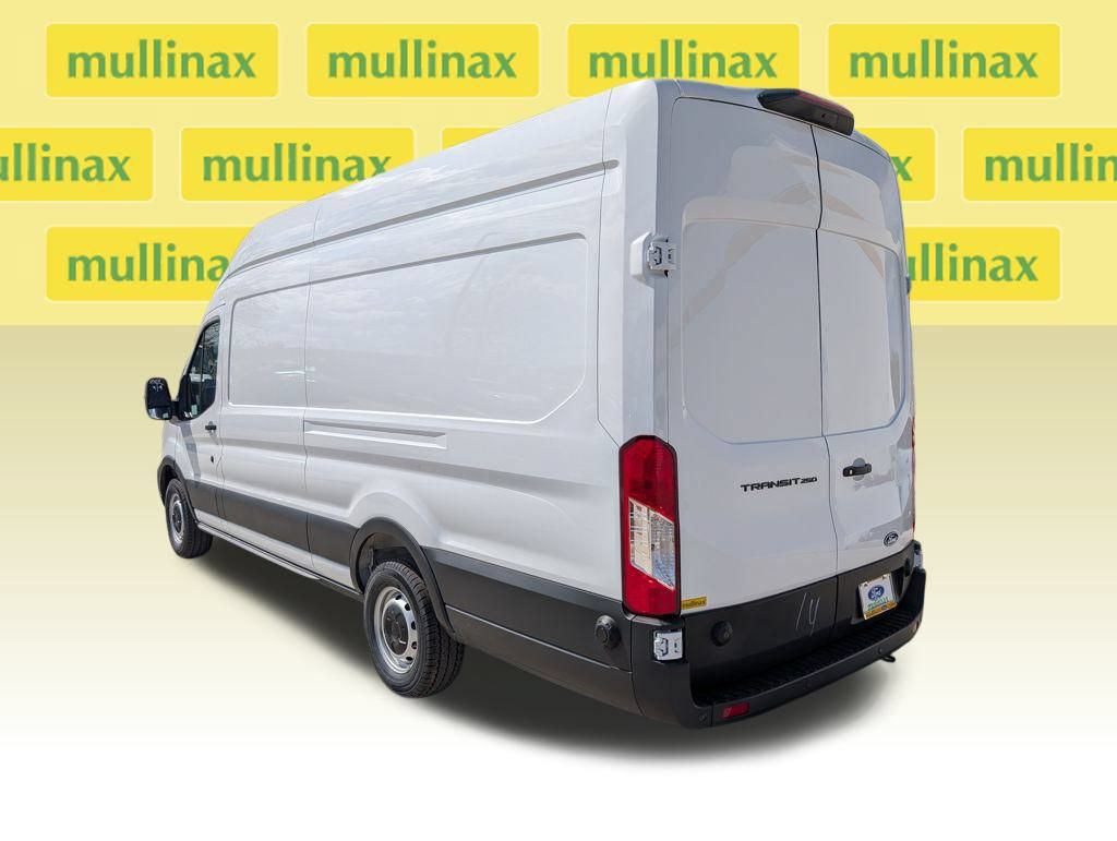New 2026 Ford Transit 250 148 High Roof w/ Load Area Protection Package RWD image 9