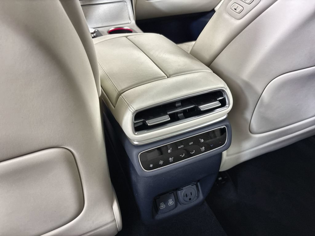 Used 2025 Genesis GV80 3.5T Prestige AWD/4WD image 23