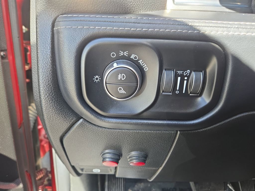 Used 2019 RAM 2500 Limited image 22