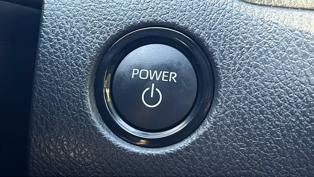 Used 2025 Toyota Camry LE FWD image 21