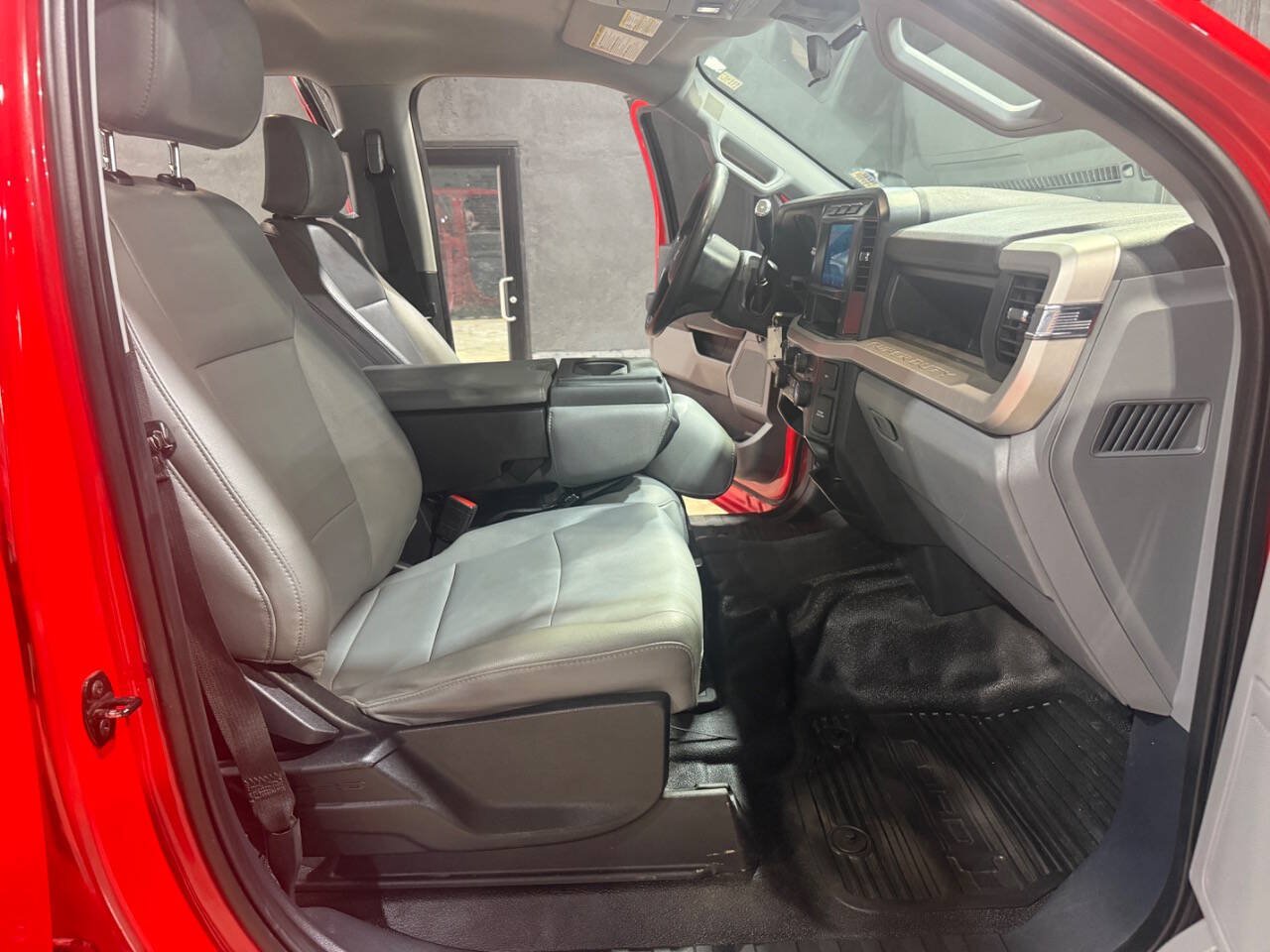 Used 2024 Ford F250 XL w/ XL Chrome Package AWD/4WD image 30
