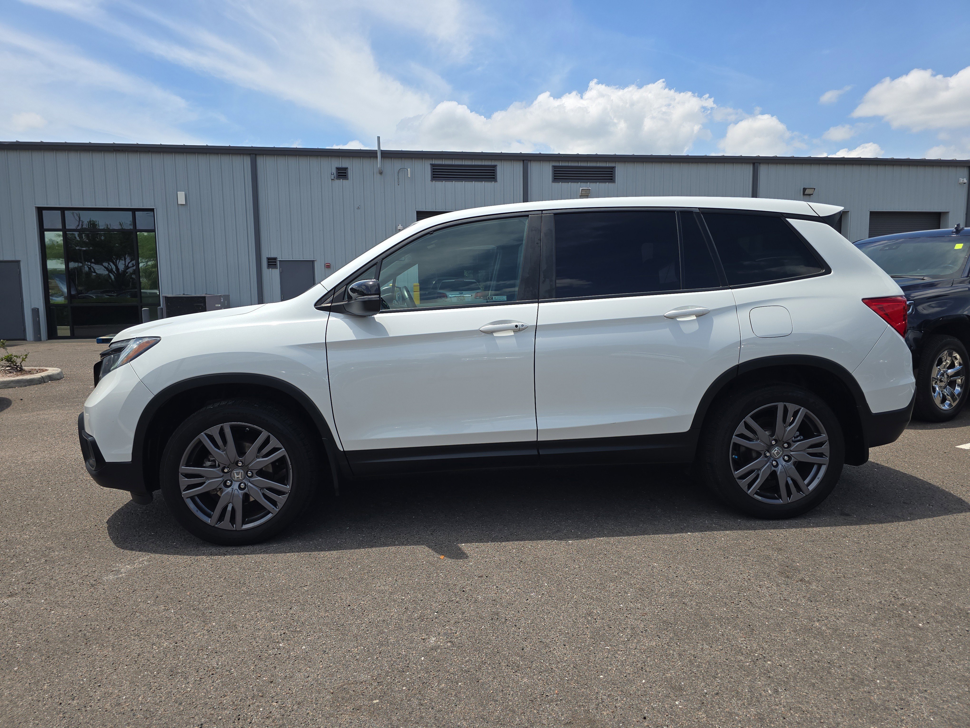 Used 2021 Honda Passport EX-L image 5