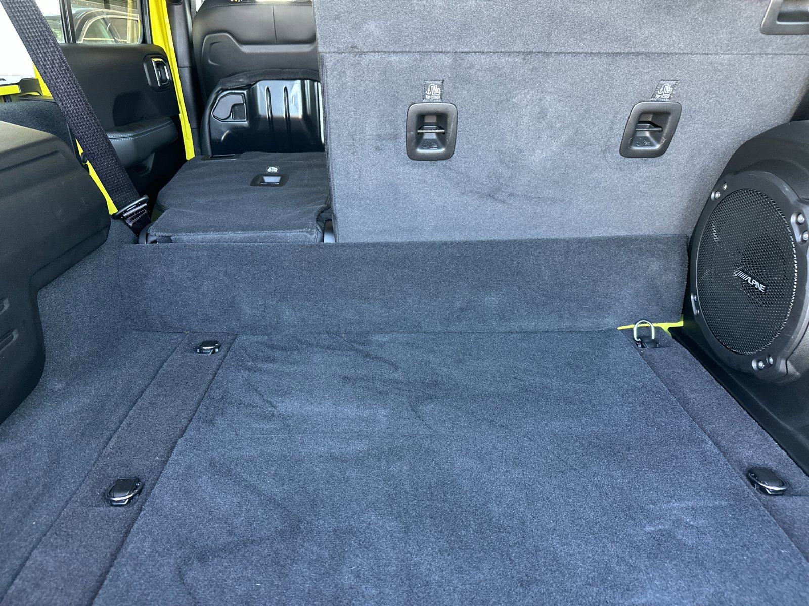 Certified 2024 Jeep Wrangler Unlimited Rubicon 4xe image 15