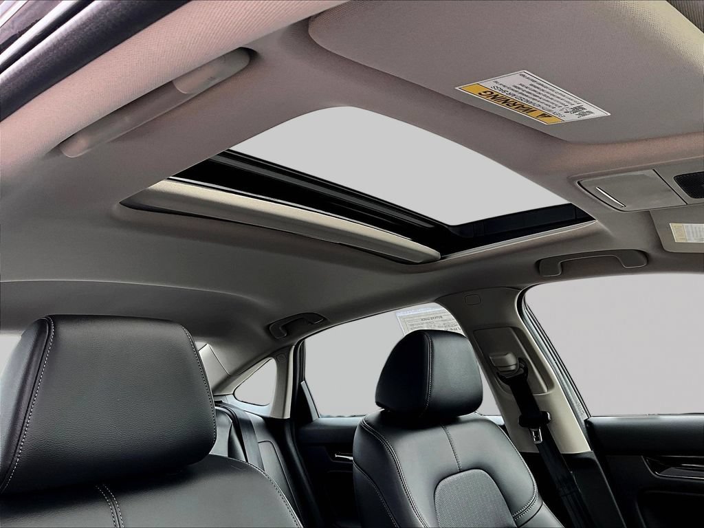 Used 2022 Honda Civic Touring image 30