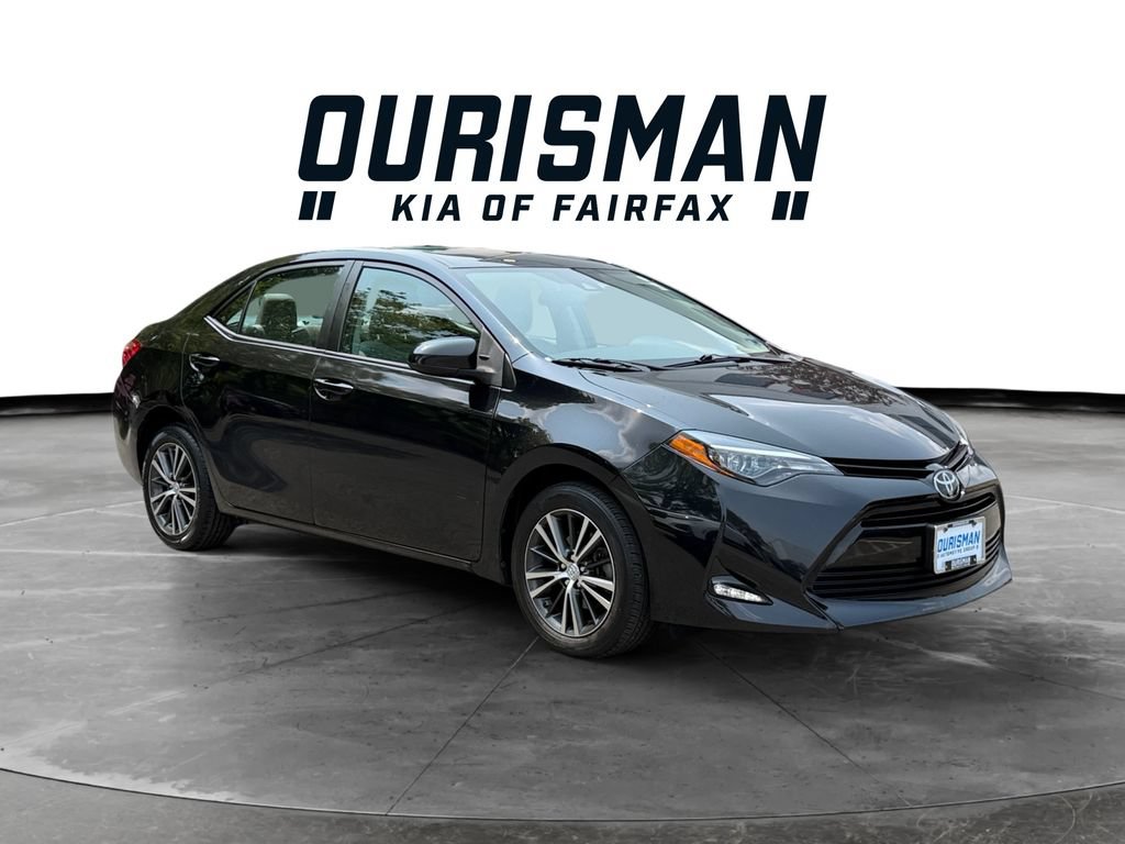 Used 2018 Toyota Corolla FWD image 1