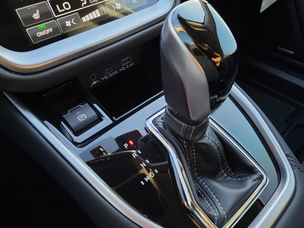 Certified 2025 Subaru Outback Onyx Edition image 14