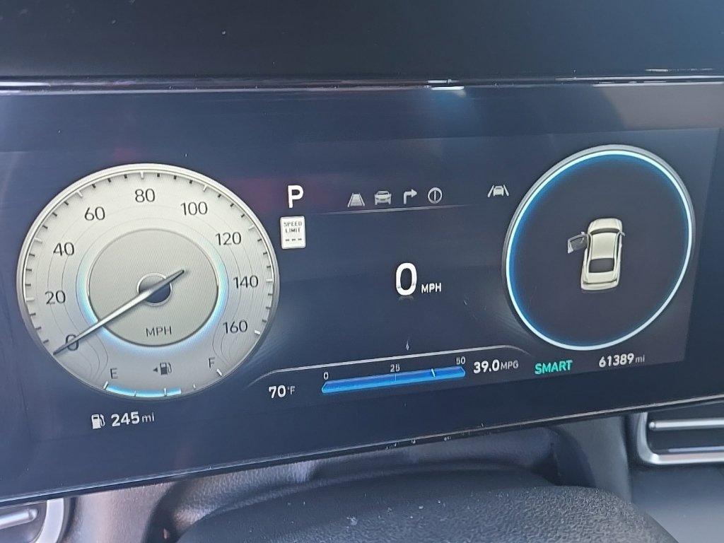 Used 2024 Hyundai Elantra Limited FWD image 19
