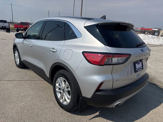 Used 2020 Ford Escape SE image 5