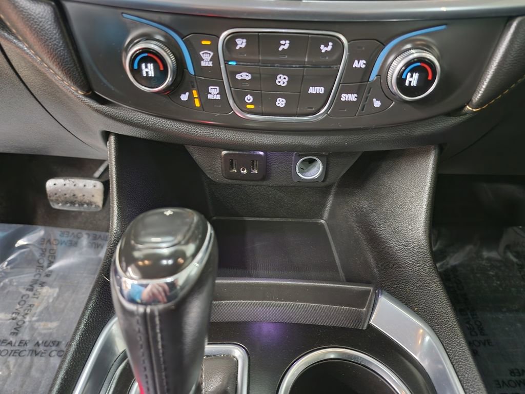 Used 2019 Chevrolet Traverse RS w/ LPO, Floor Liner Package image 21