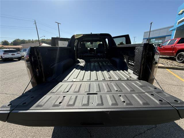 New 2026 GMC Sierra EV AT4 w/ AT4 Premium Package image 29