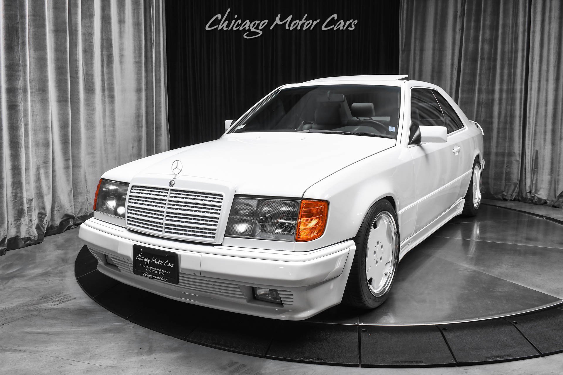 Used 1990 Mercedes-Benz 300 CE Coupe image 2