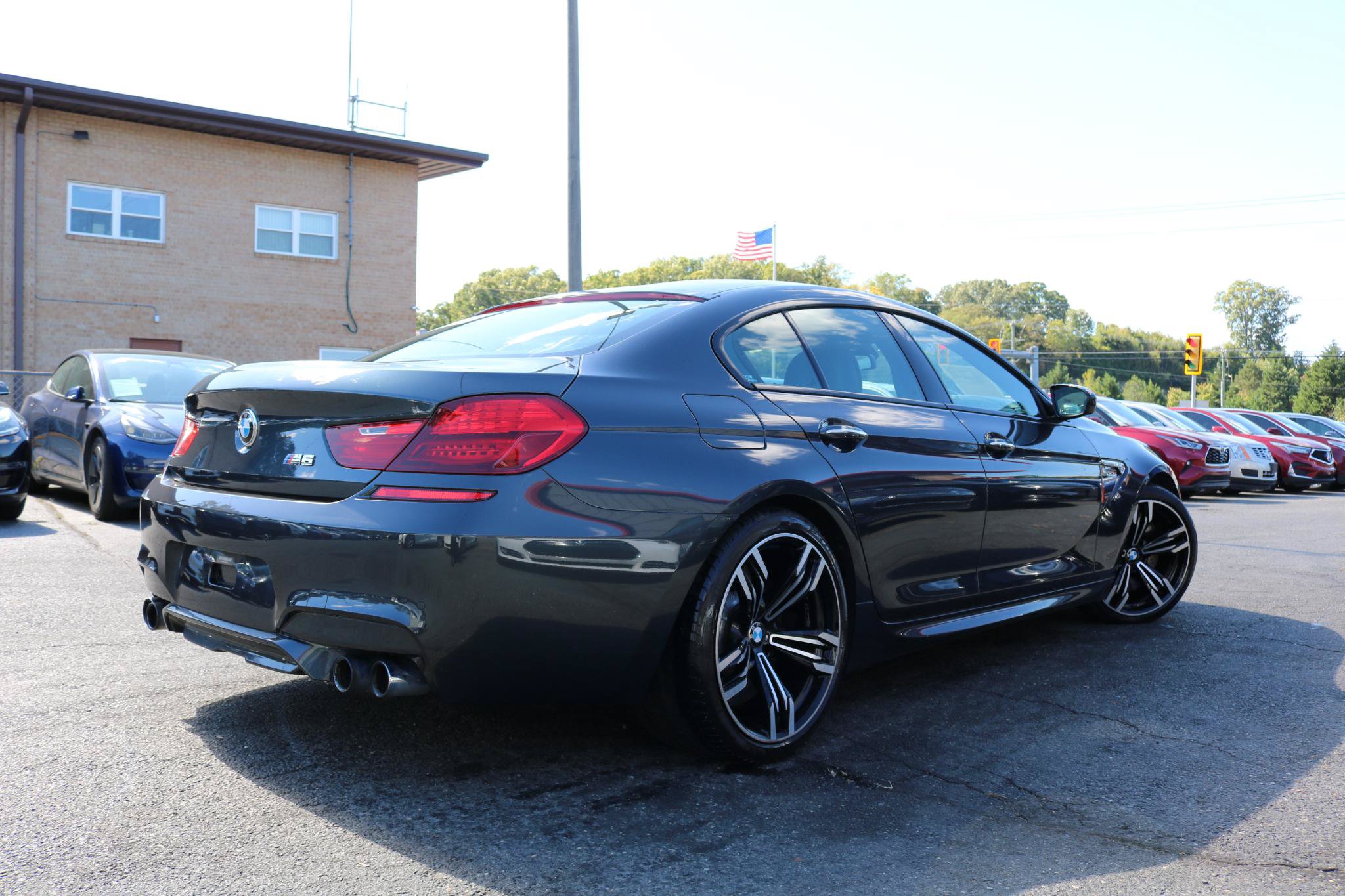 Used 2018 BMW M6 Gran Coupe RWD image 3