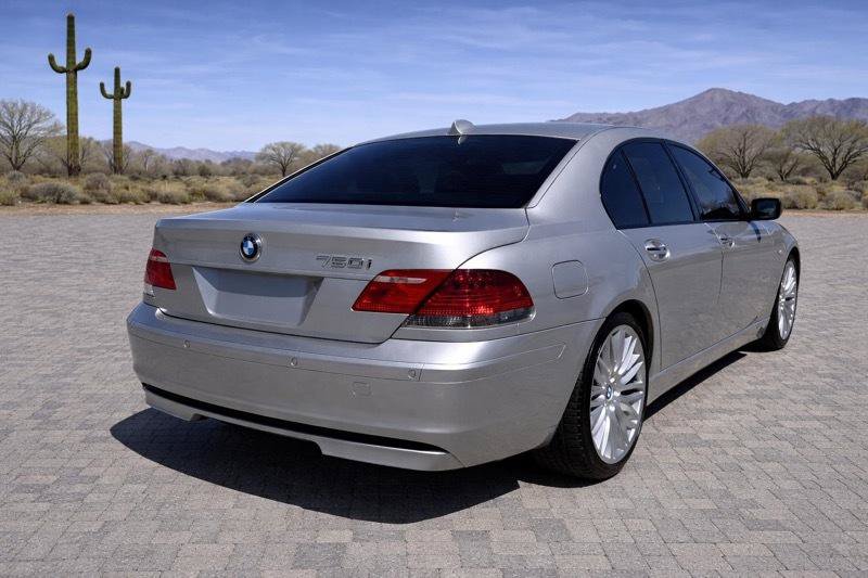 Used 2008 BMW 750i RWD image 5