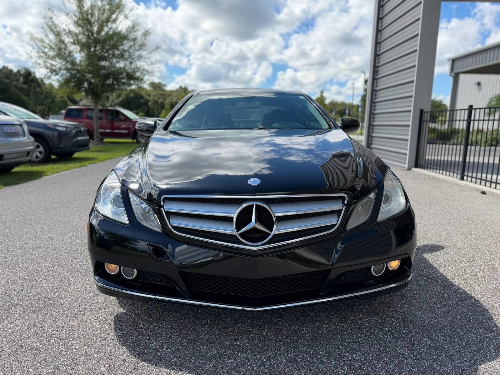 Used 2010 Mercedes-Benz E 350 Coupe image 3