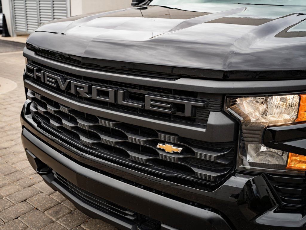 Used 2024 Chevrolet Silverado 1500 W/T w/ WT Value Package AWD/4WD image 3
