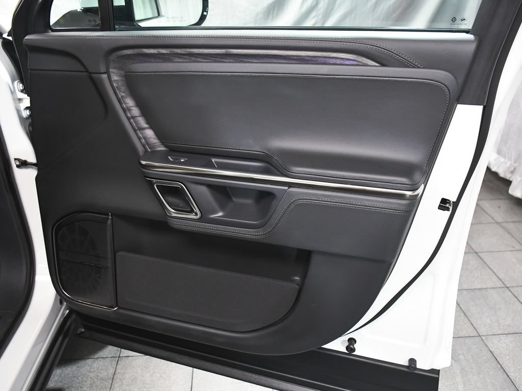 Used 2022 Rivian R1S Launch Edition AWD/4WD image 16