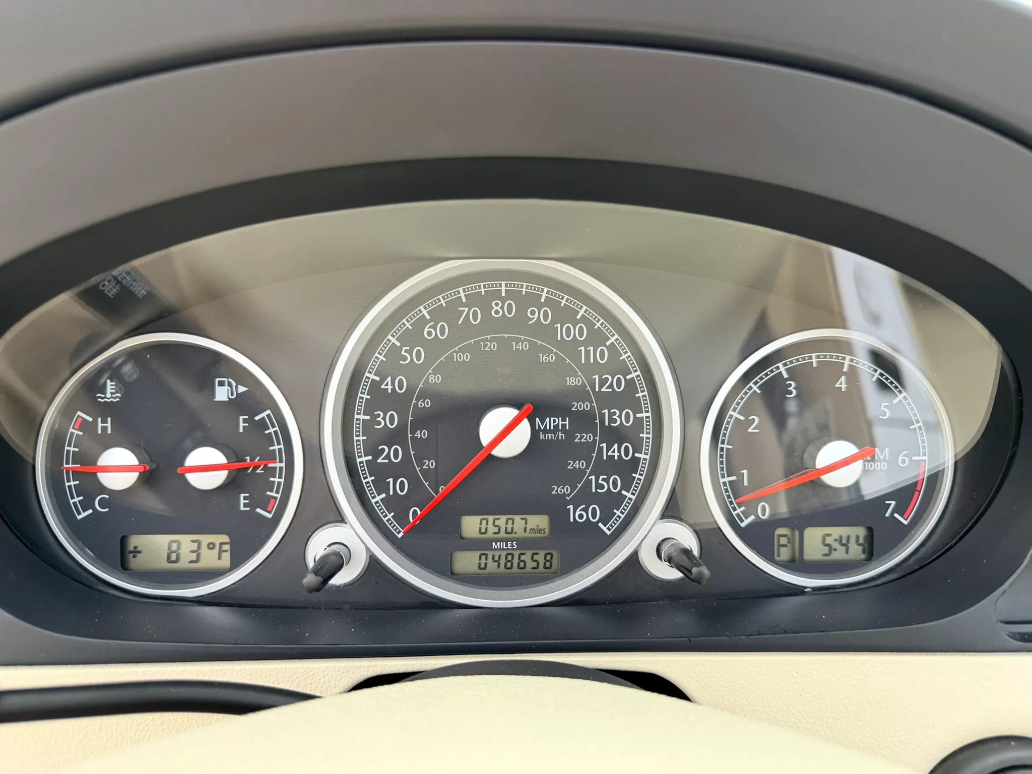 Used 2005 Chrysler Crossfire Limited RWD image 18