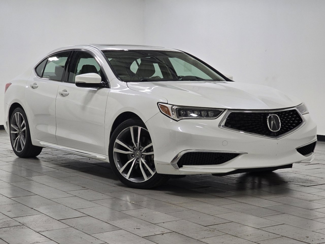Used 2020 Acura TLX V6 w/ Technology Package image 2