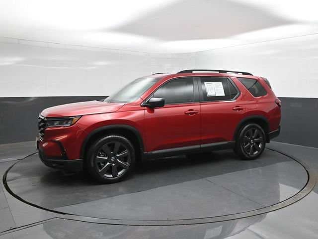 Used 2025 Honda Pilot Sport image 30