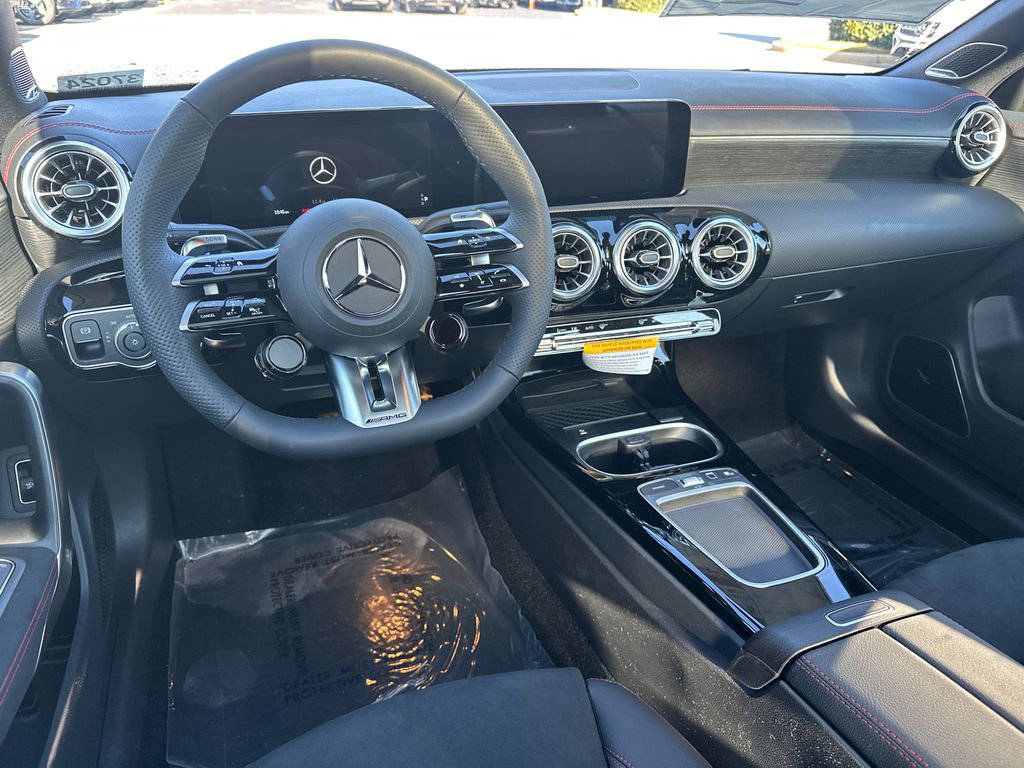 New 2025 Mercedes-Benz CLA 35 AMG 4MATIC image 25