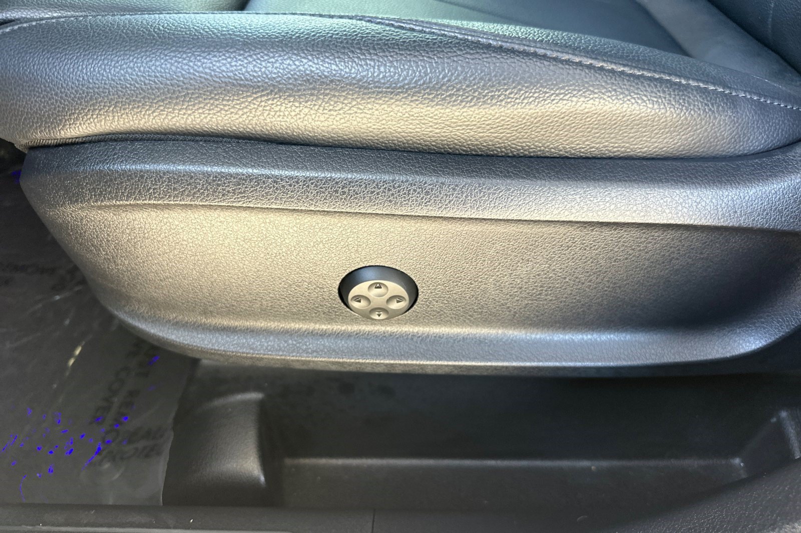 Certified 2023 Mercedes-Benz GLB 250 image 15