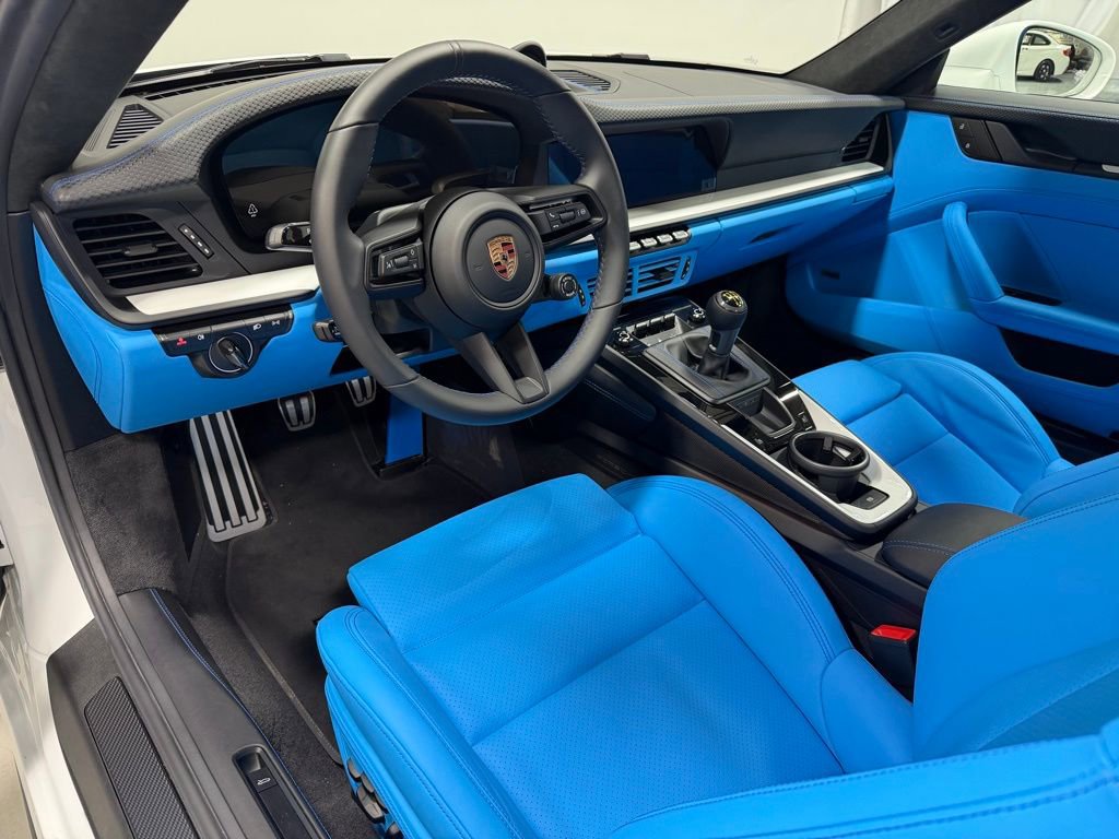 Used 2026 Porsche 911 GT3 RWD image 21