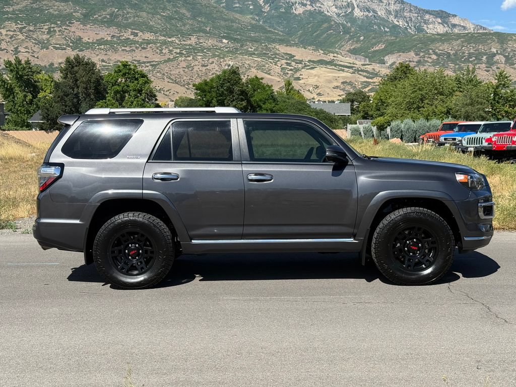 Used 2019 Toyota 4Runner Limited AWD/4WD image 8