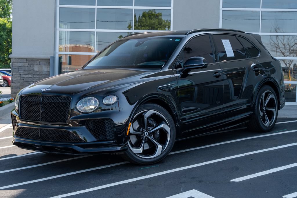 Used 2022 Bentley Bentayga AWD/4WD image 2