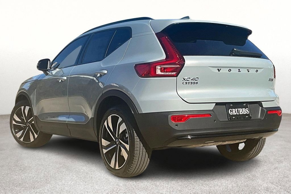 New 2026 Volvo XC40 B5 Ultra AWD/4WD image 4