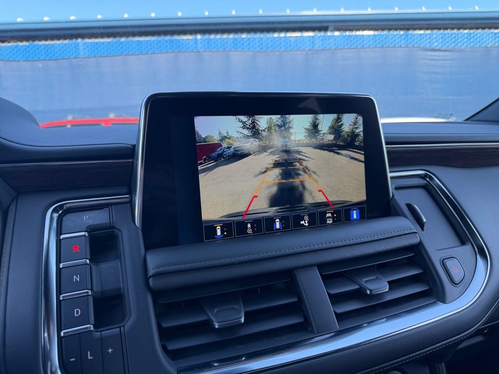 Used 2022 Chevrolet Tahoe High Country AWD/4WD image 17