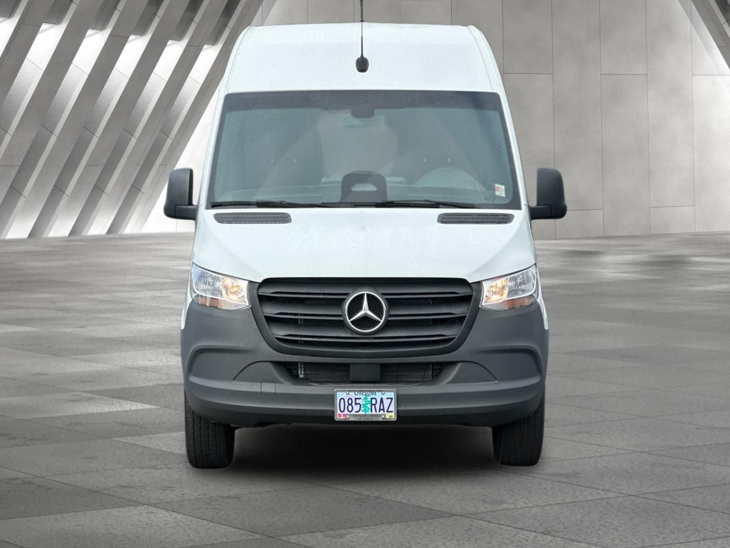 Used 2025 Mercedes-Benz Sprinter 2500 image 9