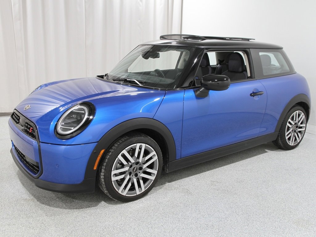 Certified 2025 MINI Cooper S image 3