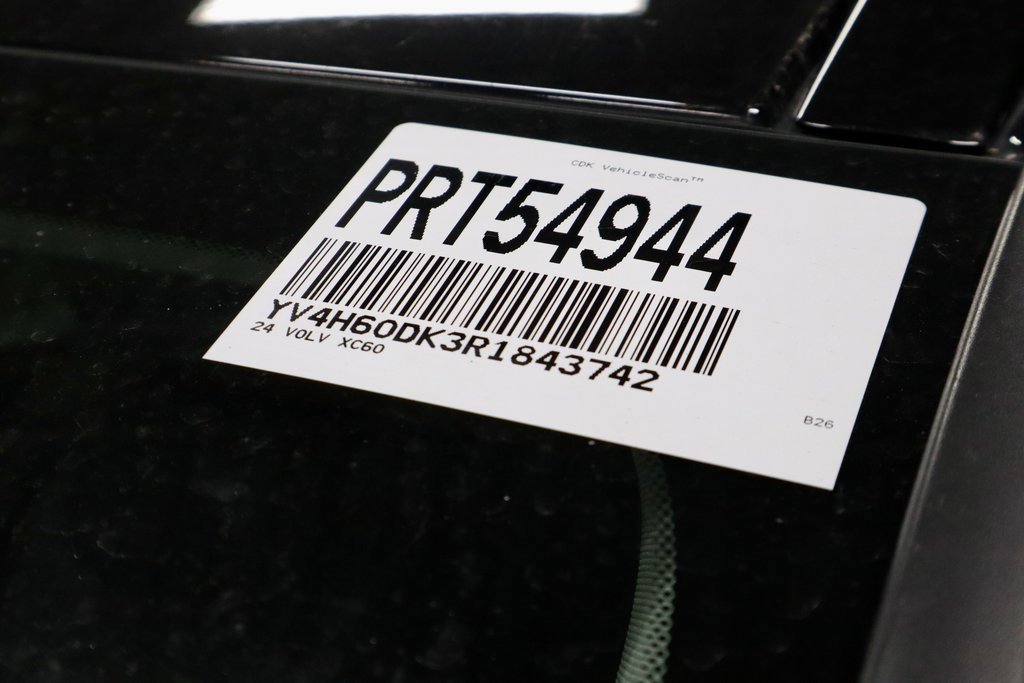 Used 2024 Volvo XC60 T8 Core image 34