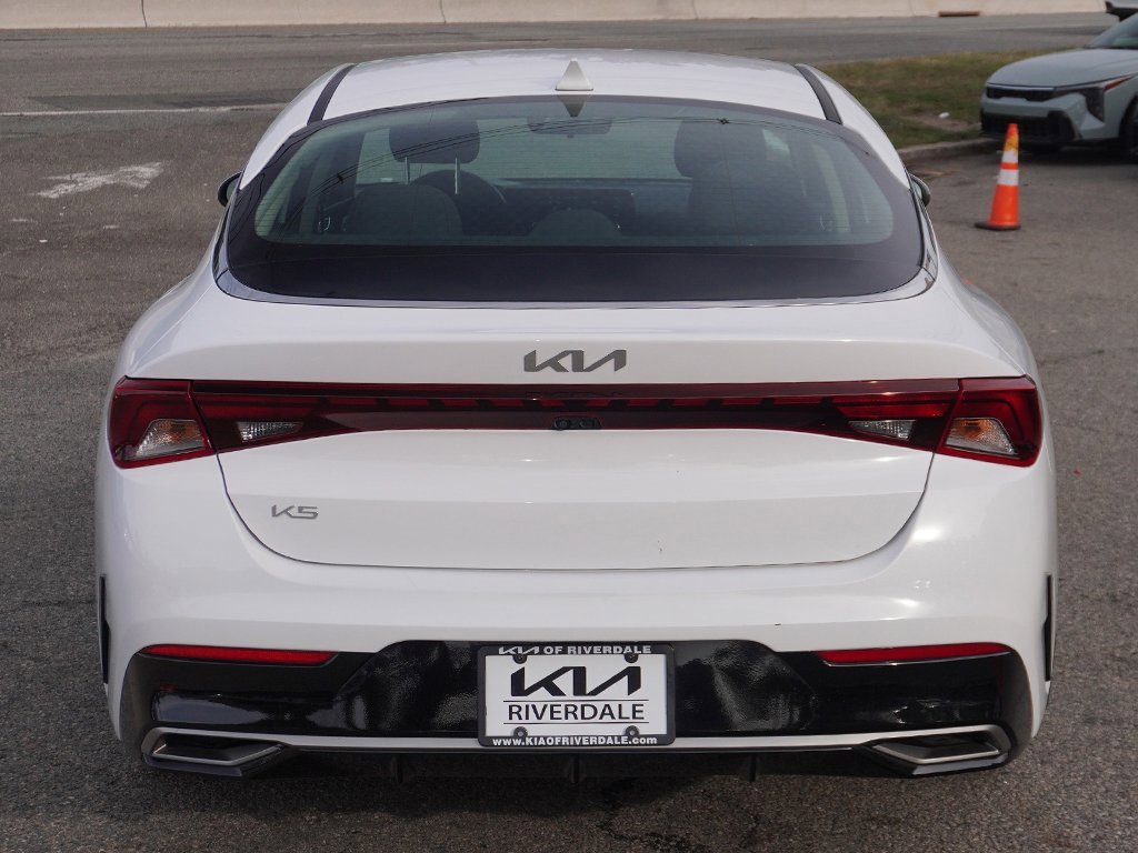 Used 2023 Kia K5 LXS image 12
