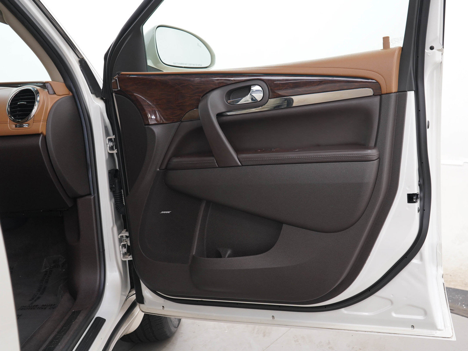 Used 2014 Buick Enclave Leather FWD image 9
