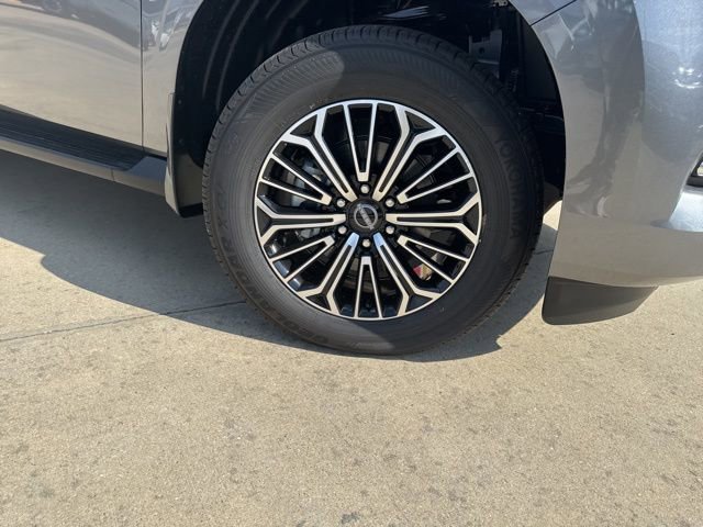 New 2026 Nissan Armada Platinum image 10