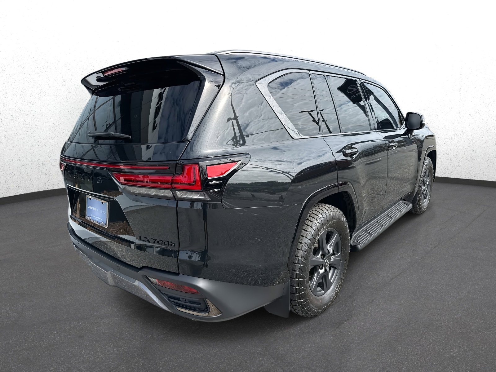Certified 2025 Lexus LX 700h Overtrail AWD/4WD image 37
