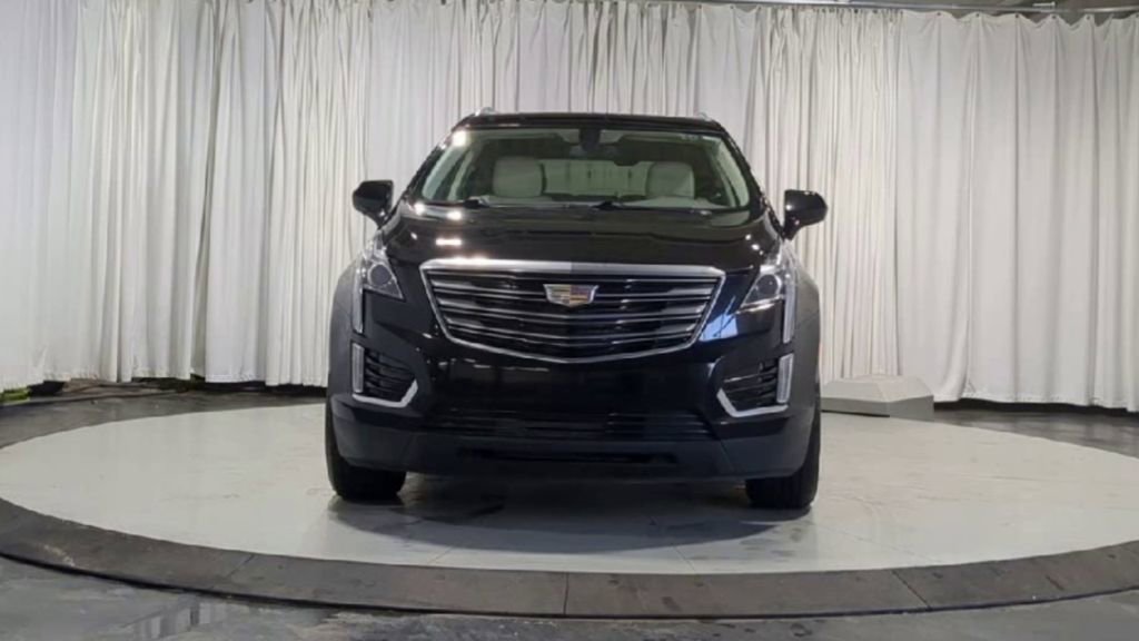 Used 2018 Cadillac XT5 Luxury w/ LPO, Wheel Lock Package FWD video 3