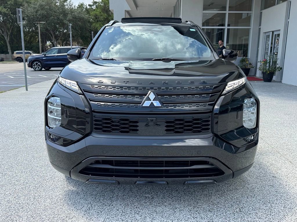 New 2025 Mitsubishi Outlander SEL Black Edition AWD/4WD image 2