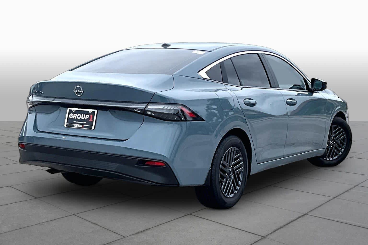 Used 2026 Nissan Sentra SV w/ Floor Mat Package FWD image 13