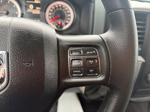 Used 2016 RAM 1500 Express AWD/4WD image 19