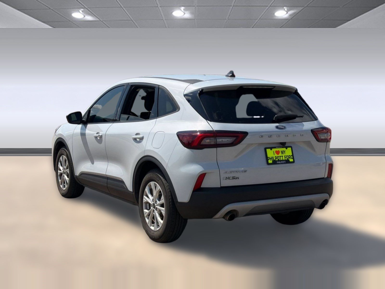 Certified 2025 Ford Escape Active FWD image 3