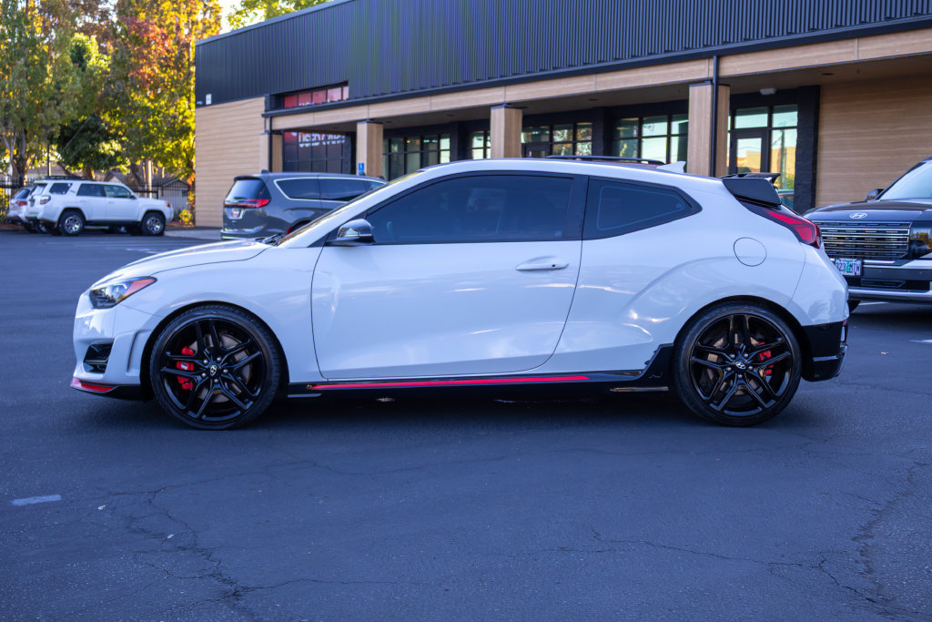 Used 2020 Hyundai Veloster N w/ Performance Package FWD image 10