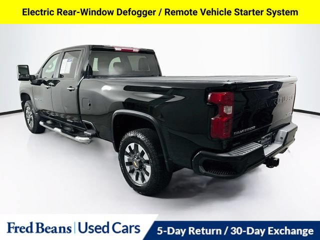 Used 2025 Chevrolet Silverado 2500 Custom w/ Custom Value Package AWD/4WD image 8