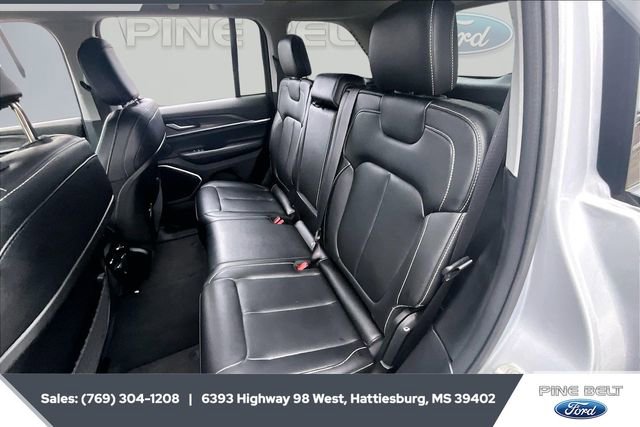 Used 2023 Jeep Grand Cherokee 4WD 4xe image 19