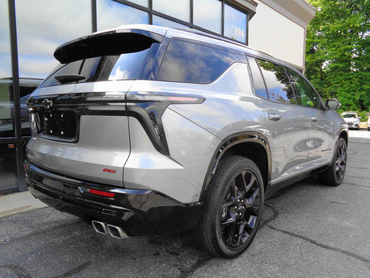Used 2024 Chevrolet Traverse RS AWD/4WD image 5