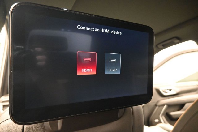 Used 2023 GMC Yukon XL AT4 w/ AT4 Premium Package AWD/4WD image 19