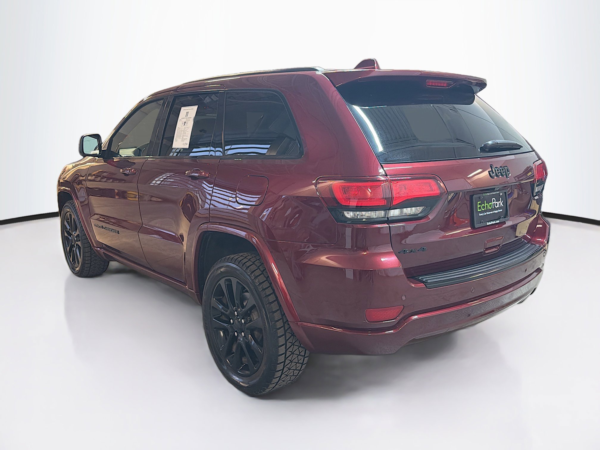 Used 2018 Jeep Grand Cherokee Altitude image 5