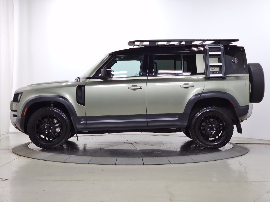 Used 2020 Land Rover Defender 110 First Edition AWD/4WD image 4